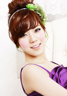 樸秀英 Lizzy