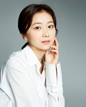 魏智妍 Ji-yeon We