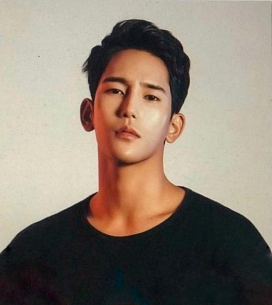 陸俊敘 Jun-seo Yuk