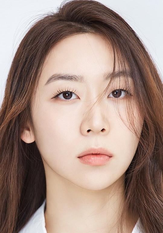 韓道伊 Do-e Han