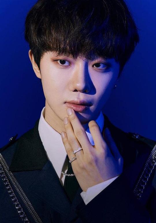 夏賢尚 HA HYUNSANG