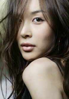 河莉秀 Ri-su Ha