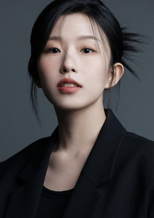 尹可而 Yoon Ga Yi