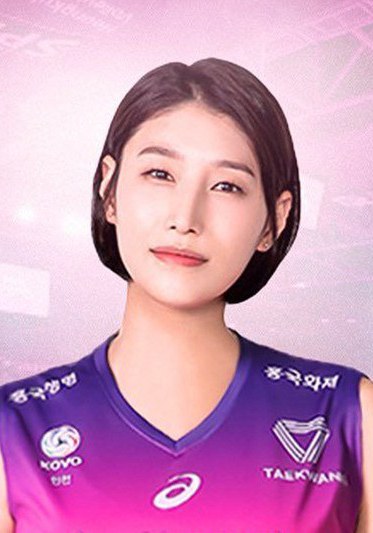 金軟景 Kim Yeon-Koung