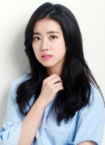 韓恩書 Eun-seo Han