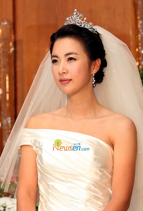 金允慶 Yoon-kyeong Kim