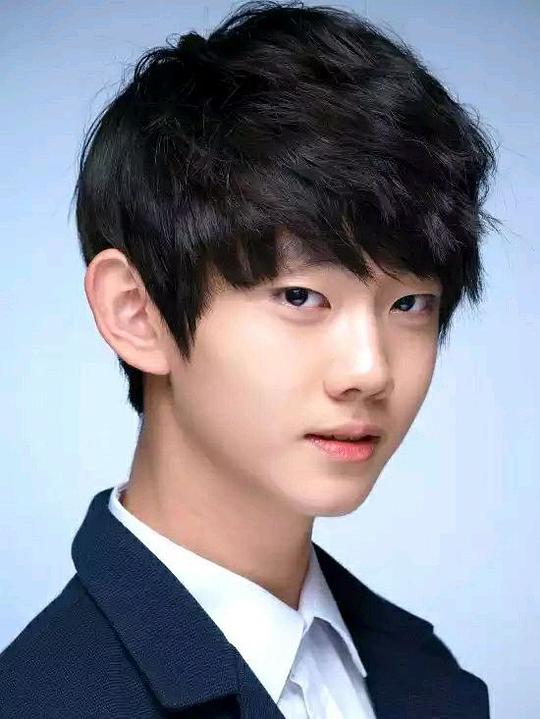 柳俊 Jun Yoo