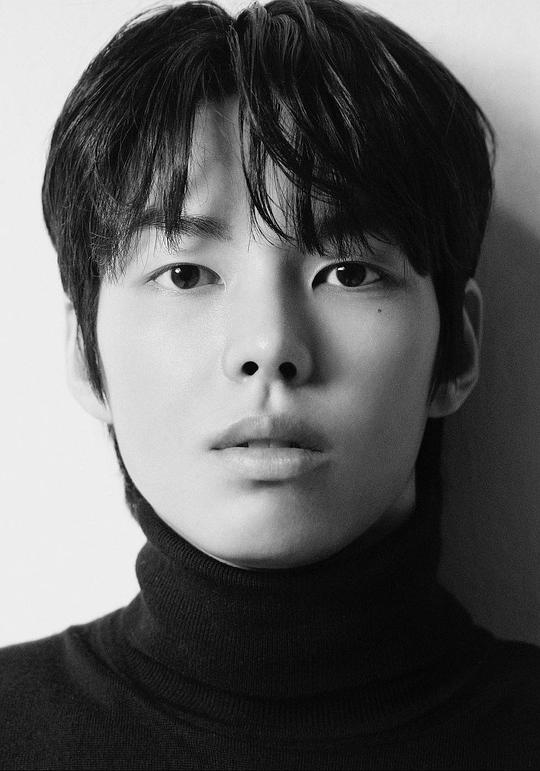 樸允浩 YoonHo Park