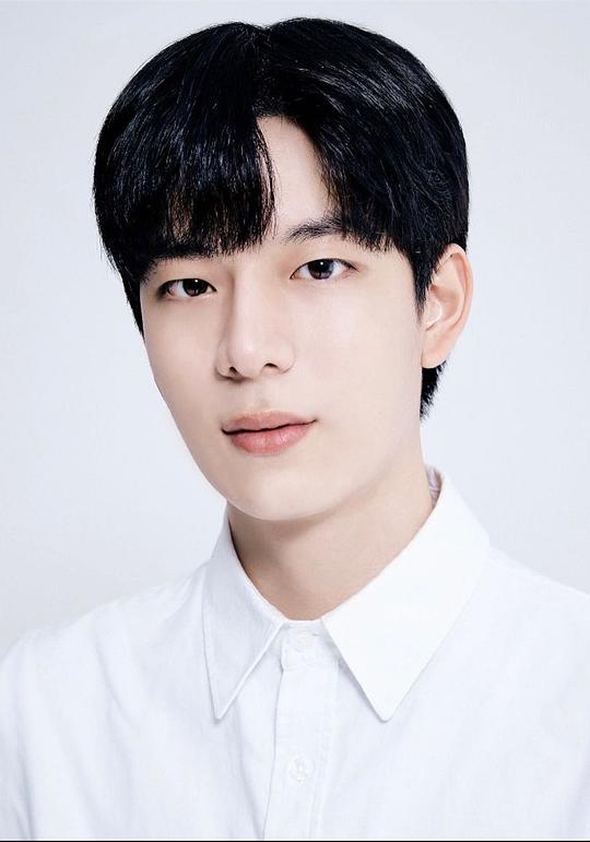 車有鎮 Cha Yoo-Jin