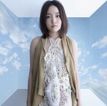 高潤荷 Younha