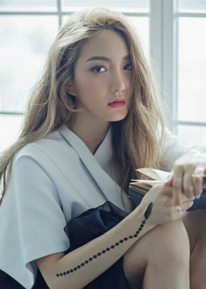 崔成希 Bada