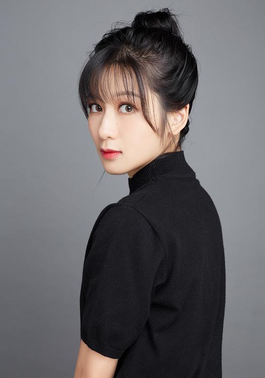 謝軼輝 Yihui Xie
