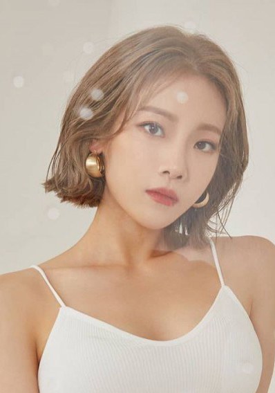 沈娥燈 Shim Eu-ddeum