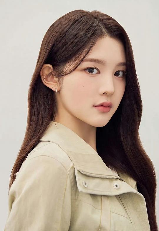 盧有娜 A-NA