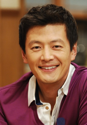 鄭燦 Chan Jung