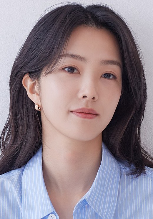 姜智榮 Kang Ji-young