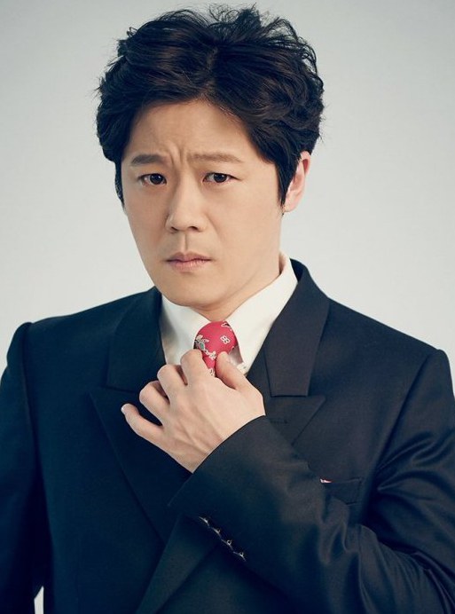 金潔 Kim Gyeol