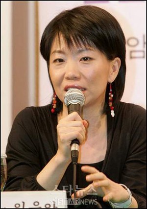 寅恩雅 Eun-ah In