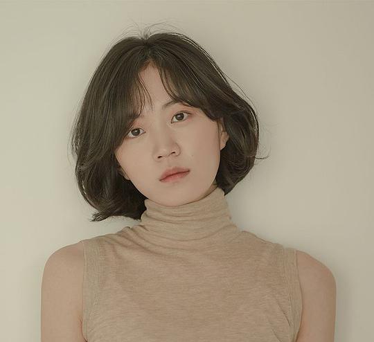 李夏恩 Ha-eun Lee