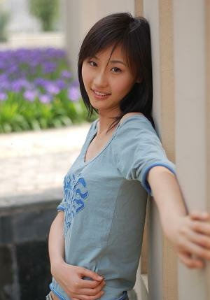 程伊 Yi Cheng