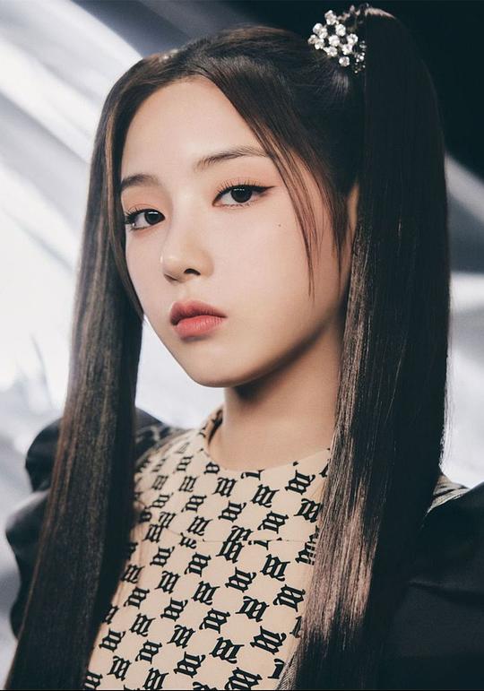金智佑 Jiwoo Kim