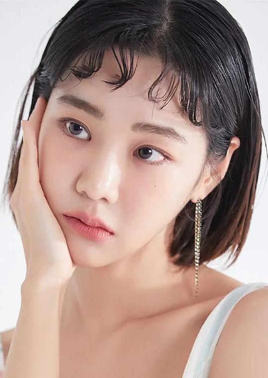 韓智恩 Han Ji Eun